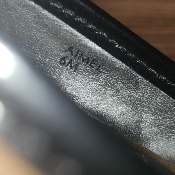 Tahari Aimee Heels Size 6 - Picture 4 of 6